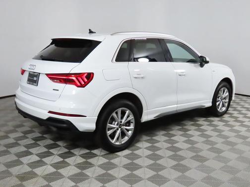 2025 Audi Q3 45 S line Premium Plus