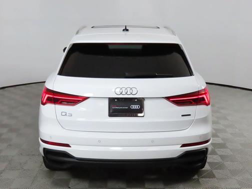 2025 Audi Q3 45 S line Premium Plus