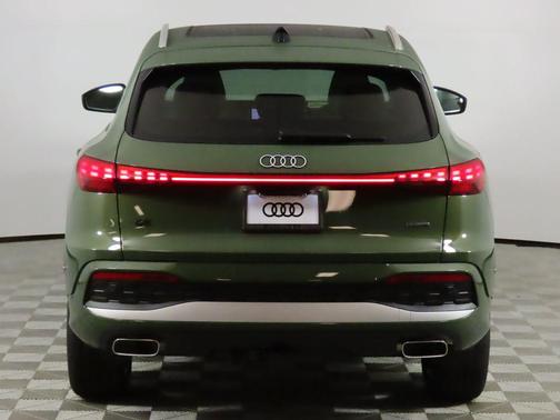 2025 Audi Q5 Premium Plus TFSI quattro S tronic