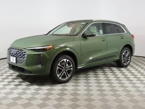 2025 Audi Q5 Premium Plus TFSI quattro S tronic