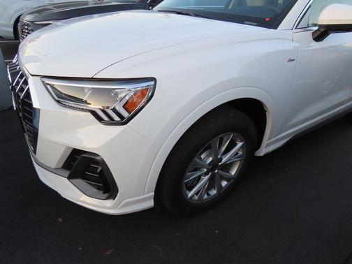 2025 Audi Q3 45 S line Premium Plus