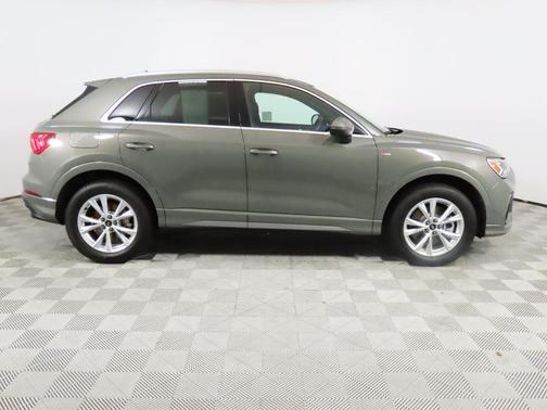 2025 Audi Q3 45 S line Premium Plus