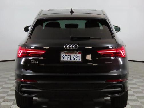 2025 Audi Q3 45 S line Premium Plus