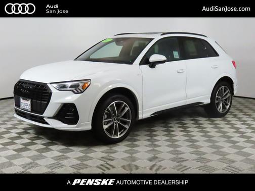 2025 Audi Q3 Premium 45 TFSI S line quattro Tiptronic