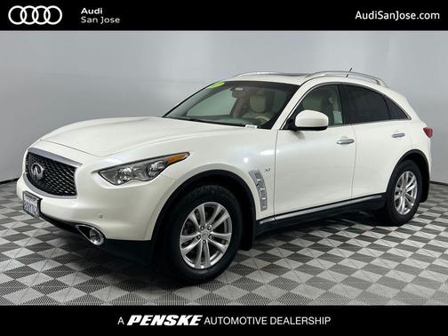 2017 INFINITI QX70 Base