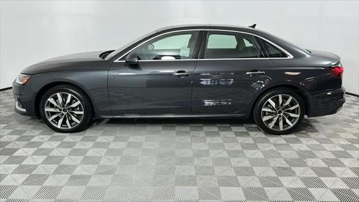 2022 Audi A4 Premium 40 TFSI quattro S tronic