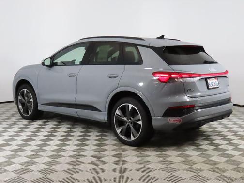 2024 Audi Q4 e-tron Premium Plus 50 quattro