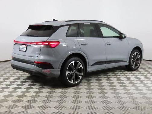 2024 Audi Q4 e-tron Premium Plus 50 quattro