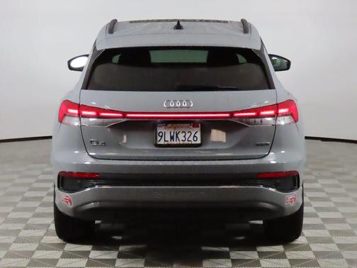 2024 Audi Q4 e-tron Premium Plus 50 quattro