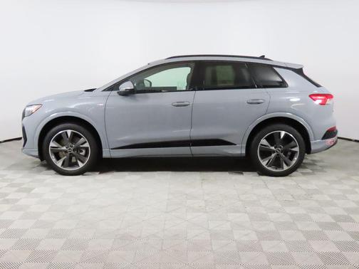 2024 Audi Q4 e-tron Premium Plus 50 quattro