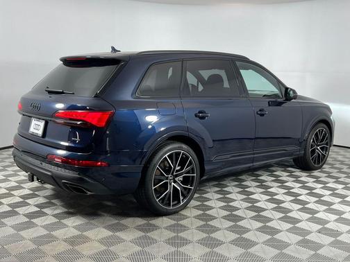 2025 Audi Q7 55 Prestige