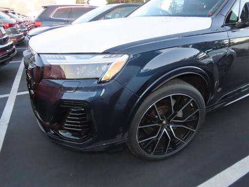 2025 Audi Q7 55 Prestige