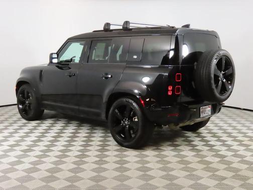 2023 Land Rover Defender 110 X-Dynamic SE