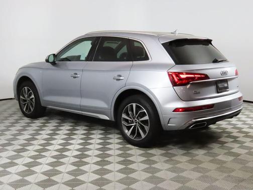 2023 Audi Q5 45 S line Premium Plus