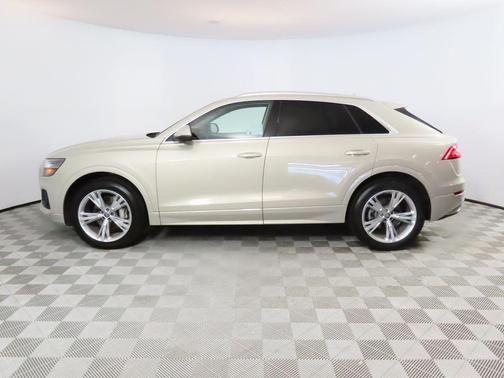 2021 Audi Q8 55 Premium Plus