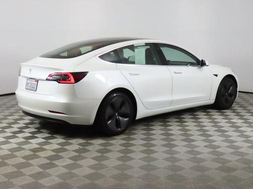 2018 Tesla Model 3 Mid Range