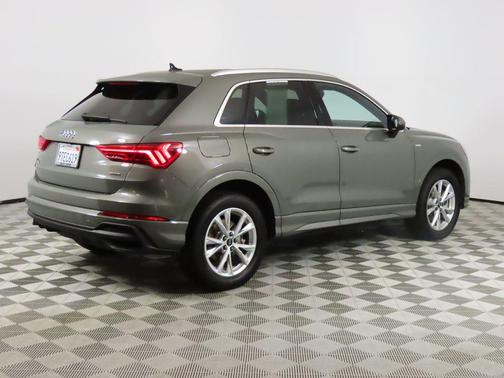 2025 Audi Q3 45 S line Premium Plus