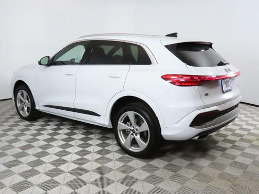 2025 Audi Q5 Premium Plus TFSI quattro S tronic