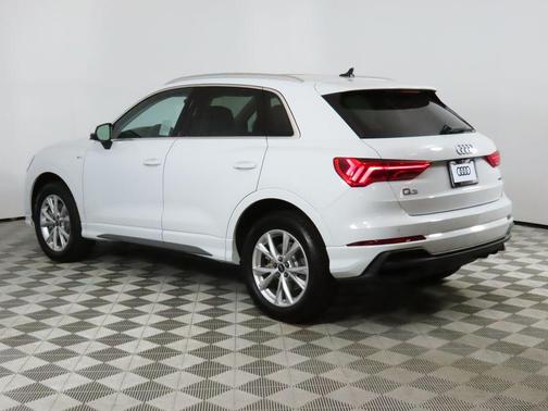 2025 Audi Q3 45 S line Premium Plus
