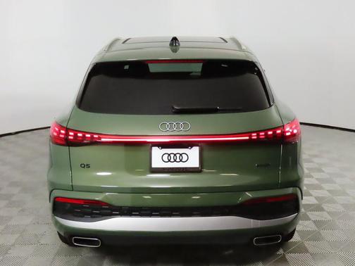 2025 Audi Q5 Premium Plus TFSI quattro S tronic