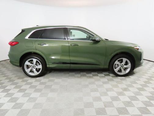 2025 Audi Q5 Premium Plus TFSI quattro S tronic
