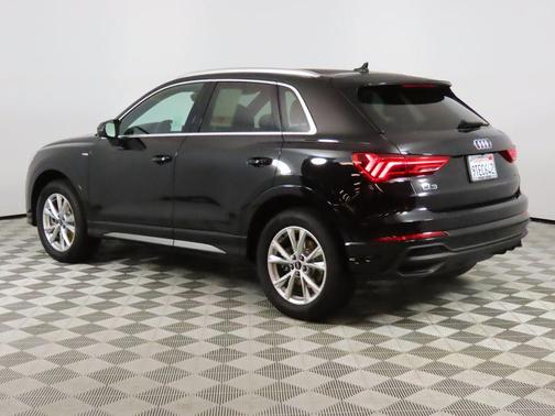 2025 Audi Q3 45 S line Premium Plus