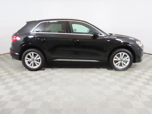 2025 Audi Q3 45 S line Premium Plus