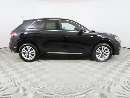 2025 Audi Q3 45 S line Premium Plus