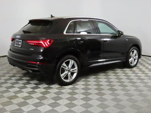 2023 Audi Q3 Premium Plus 45 TFSI S line quattro Tiptronic