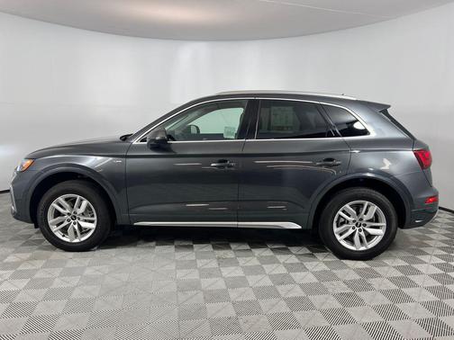 2023 Audi Q5 45 S line Premium