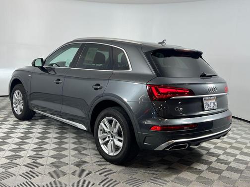 2023 Audi Q5 45 S line Premium