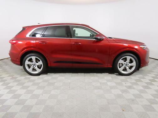 2025 Audi Q5 Prestige TFSI quattro S tronic