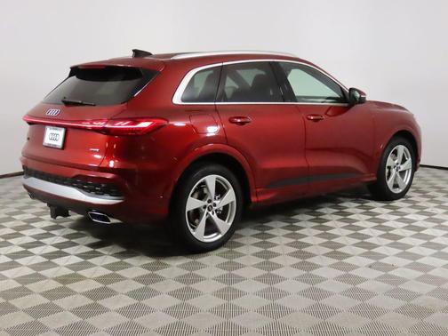 2025 Audi Q5 Prestige TFSI quattro S tronic
