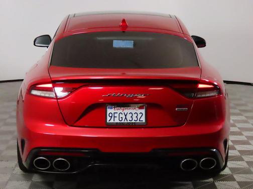 2022 Kia Stinger GT1