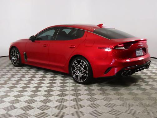 2022 Kia Stinger GT1