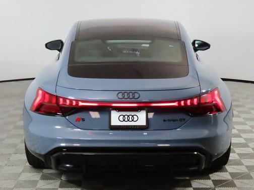 2026 Audi S e-tron GT Premium Plus quattro