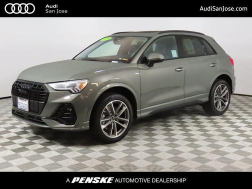 2025 Audi Q3 Premium 45 TFSI S line quattro Tiptronic