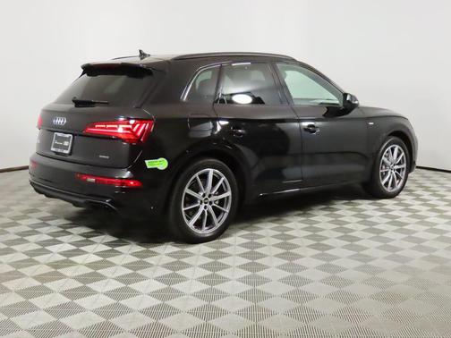 2023 Audi Q5 55 S line Prestige