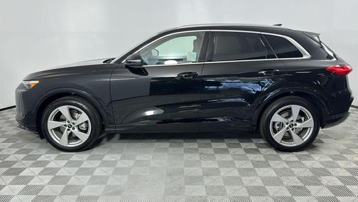 2025 Audi Q5 Prestige TFSI quattro S tronic