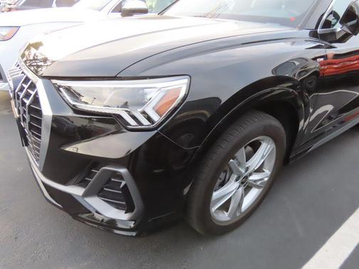 2023 Audi Q3 45 S line Premium Plus