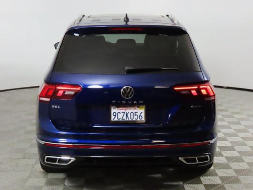 2022 Volkswagen Tiguan 2.0T SEL R-Line 4MOTION