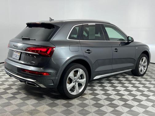 2023 Audi Q5 45 S line Premium Plus