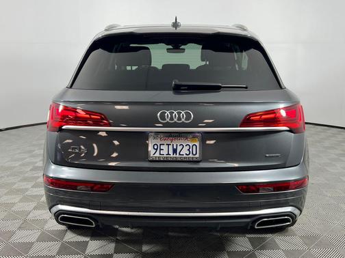 2023 Audi Q5 45 S line Premium Plus