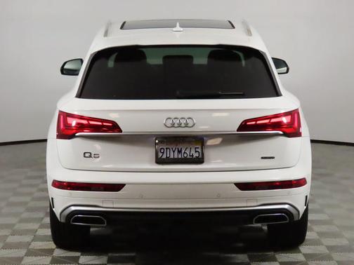 2023 Audi Q5 45 S line Premium Plus