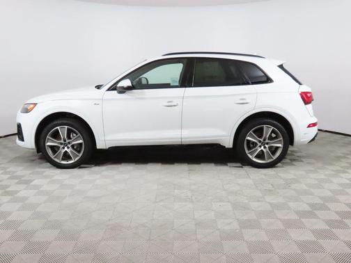 2025 Audi Q5 45 S line Premium