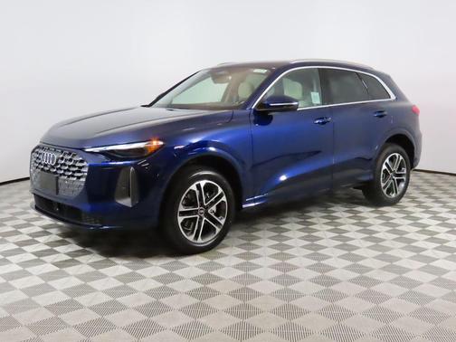 2025 Audi Q5 Premium TFSI quattro S tronic