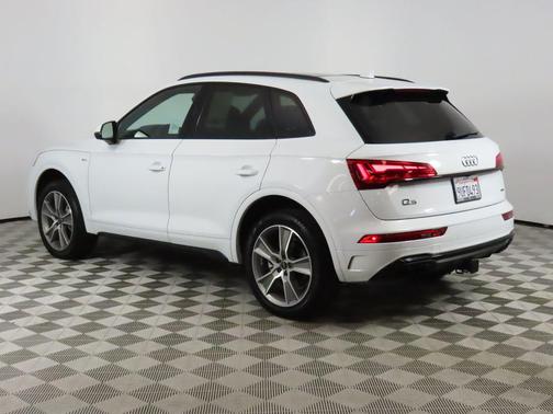 2025 Audi Q5 45 S line Premium