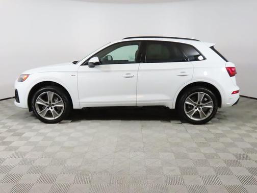 2025 Audi Q5 45 S line Premium