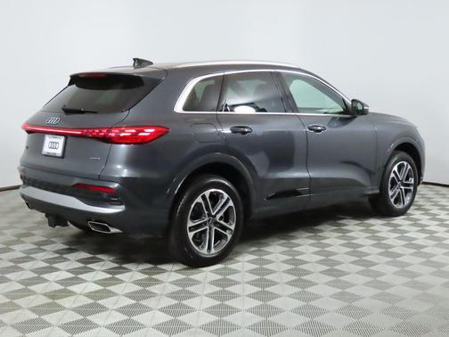 2025 Audi Q5 Premium Plus TFSI quattro S tronic