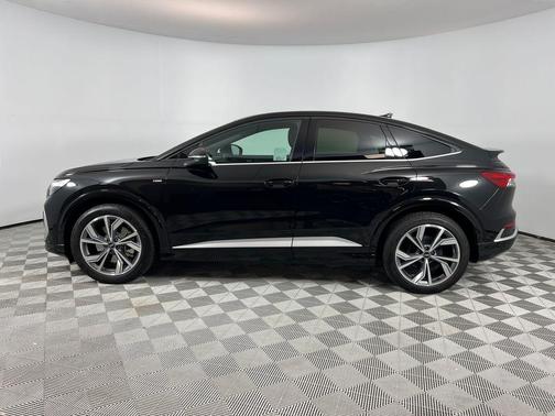 2025 Audi Q4 e-tron Sportback Premium 55 quattro